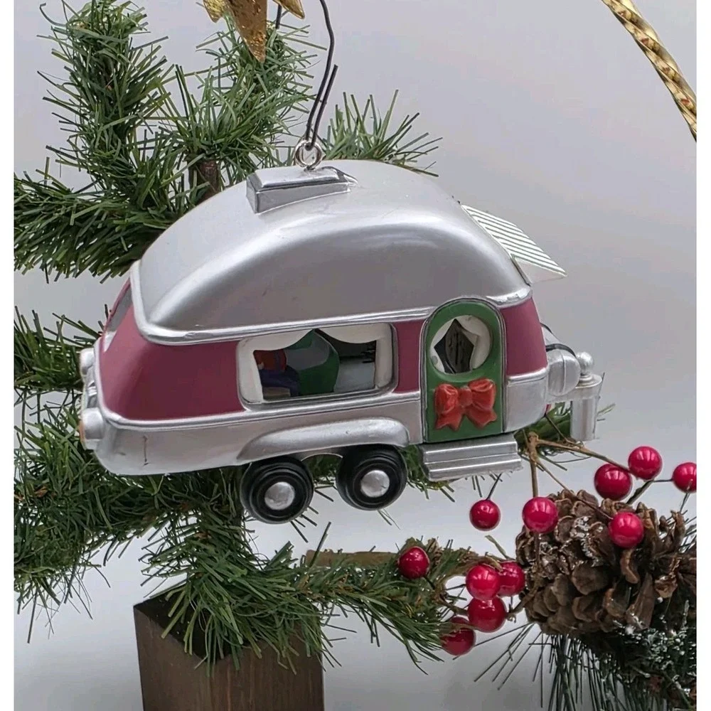VTG Hallmark Christmas Ornament TRAVELS WITH‎ SANTA Trailer Airstream Box 1988